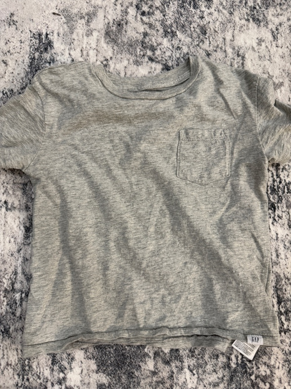 GAP Heather Gray Short Sleeve Pocket Tee